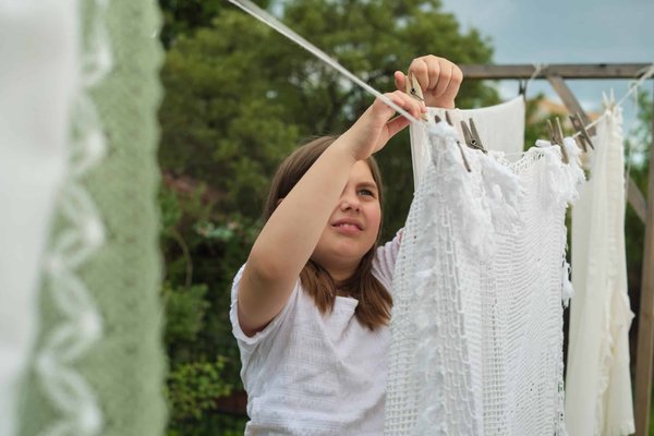 Can AI-Based Personal Assistant Devices Improve Independence for Individuals with Visual Impairment?